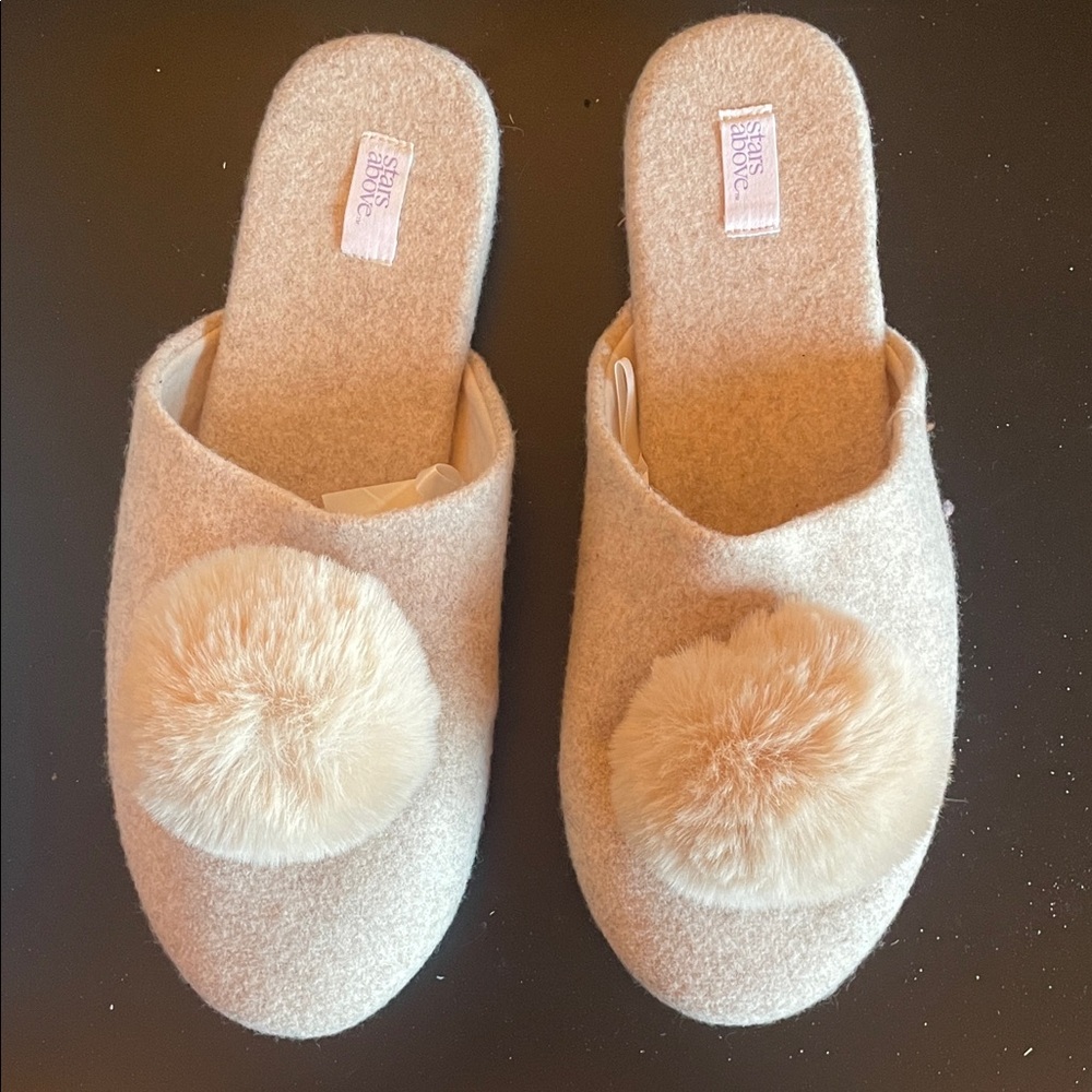 Stars above beige Slippers with Fluffy Pom-Pom size 9